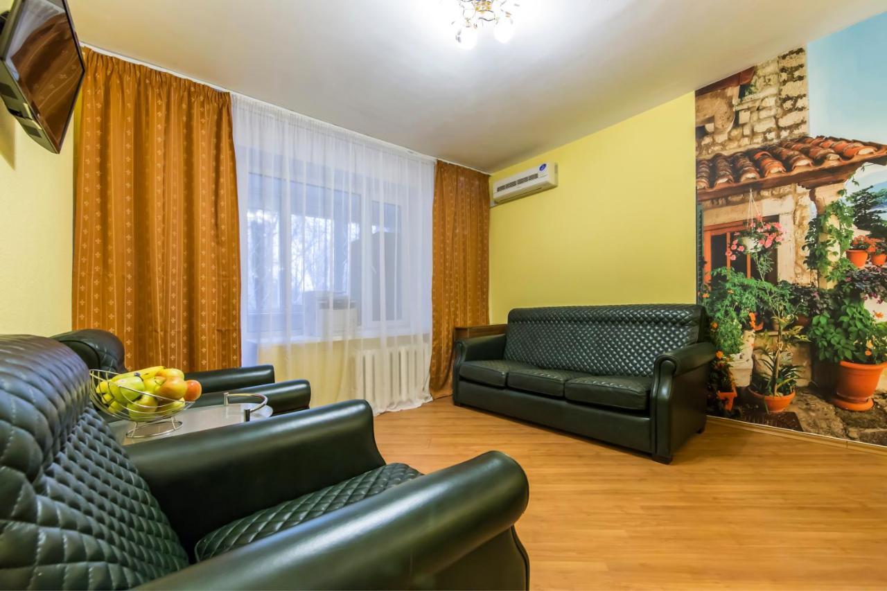 Sunny 2-Rooms Apartment For 2-6 People On Pechersk Near Kiev-Pechersk Lavra, Central Metro Station, Restaurants, Supermarkets מראה חיצוני תמונה