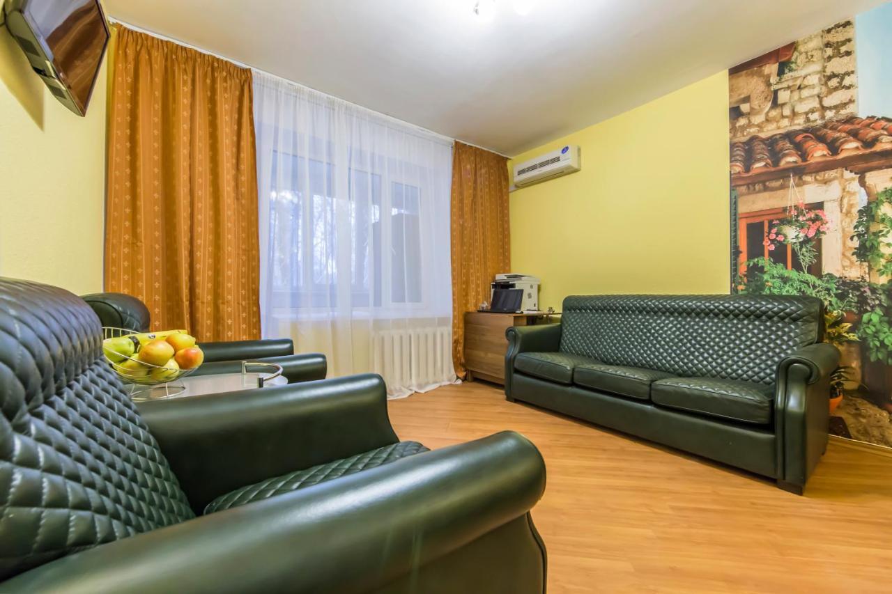 Sunny 2-Rooms Apartment For 2-6 People On Pechersk Near Kiev-Pechersk Lavra, Central Metro Station, Restaurants, Supermarkets מראה חיצוני תמונה